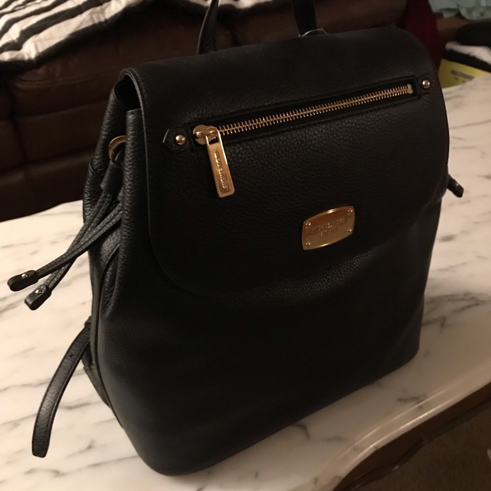 Micheal Kors genuine leather backpack-NWT